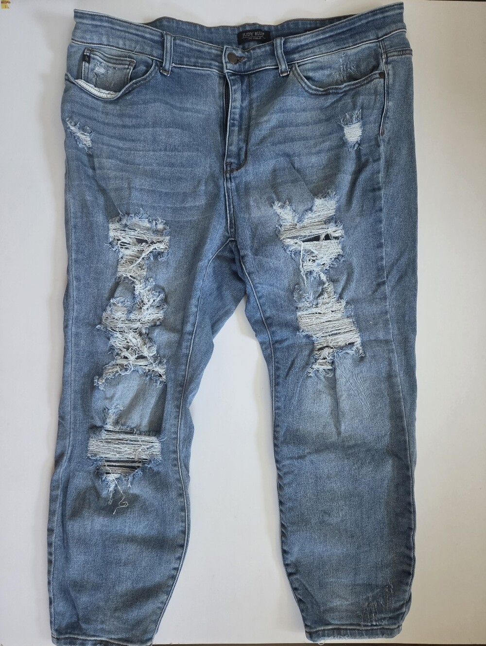 Judy Blue Jeans Womens 20W Distressed ripped Boyfriend Fit Stretch JB82170LT